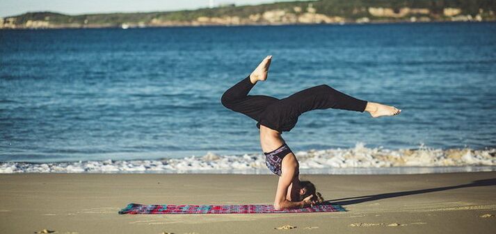 Yoga ao aire libre para perder peso